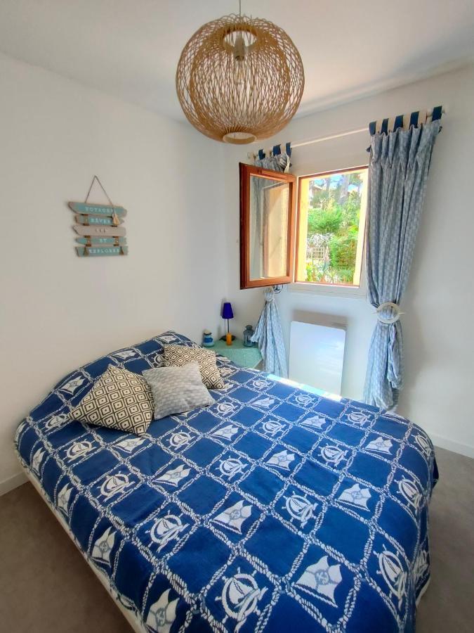 Appartement Avec Terrasse Vue Mer, Proximite Plage, Place Parking ซานารี-ซูร์-แมร์ ภายนอก รูปภาพ