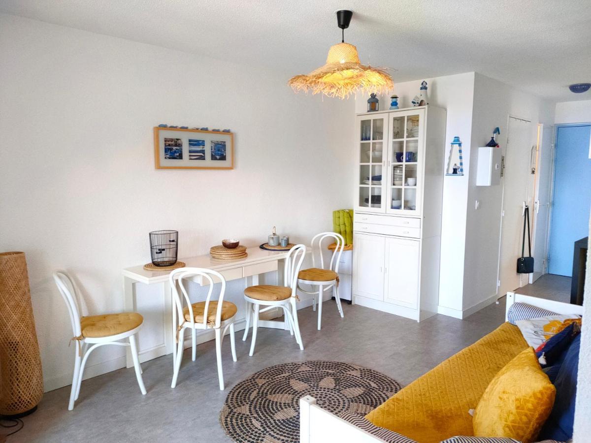 Appartement Avec Terrasse Vue Mer, Proximite Plage, Place Parking ซานารี-ซูร์-แมร์ ภายนอก รูปภาพ